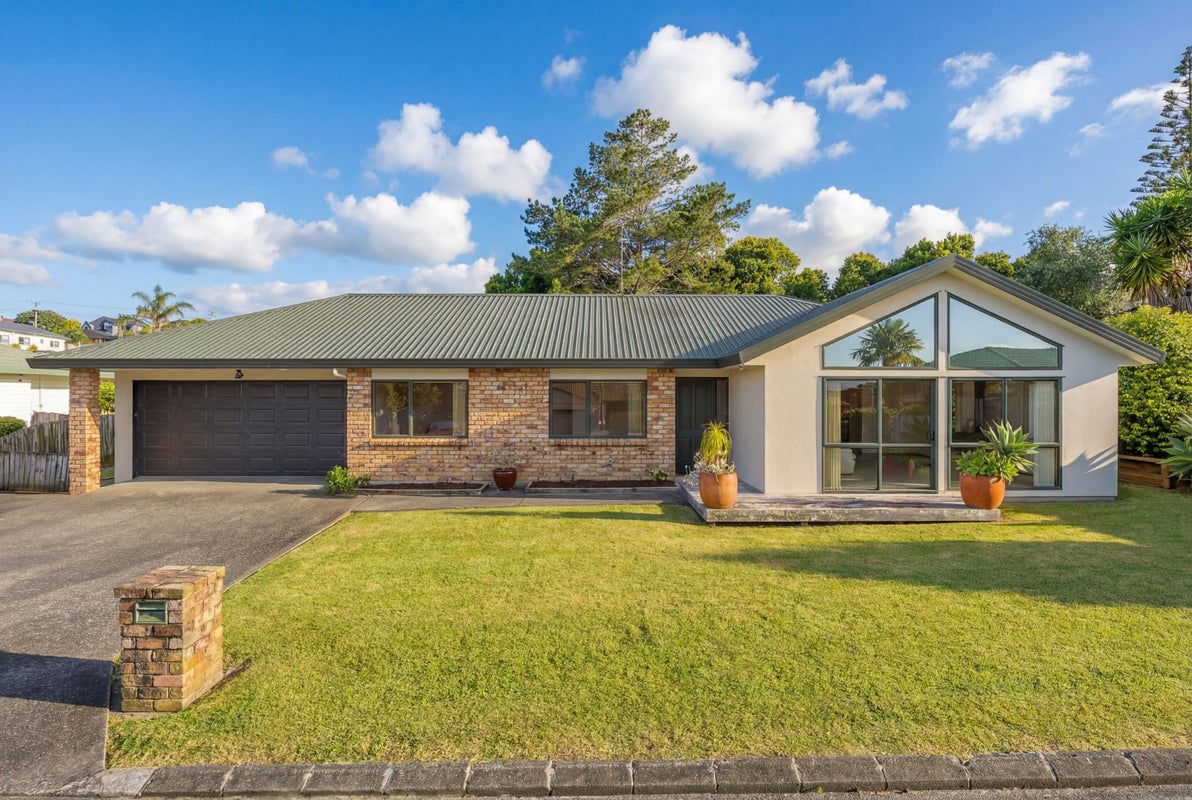31 D'Urville Place, Gulf Harbour, Whangaparaoa - Carousel 1