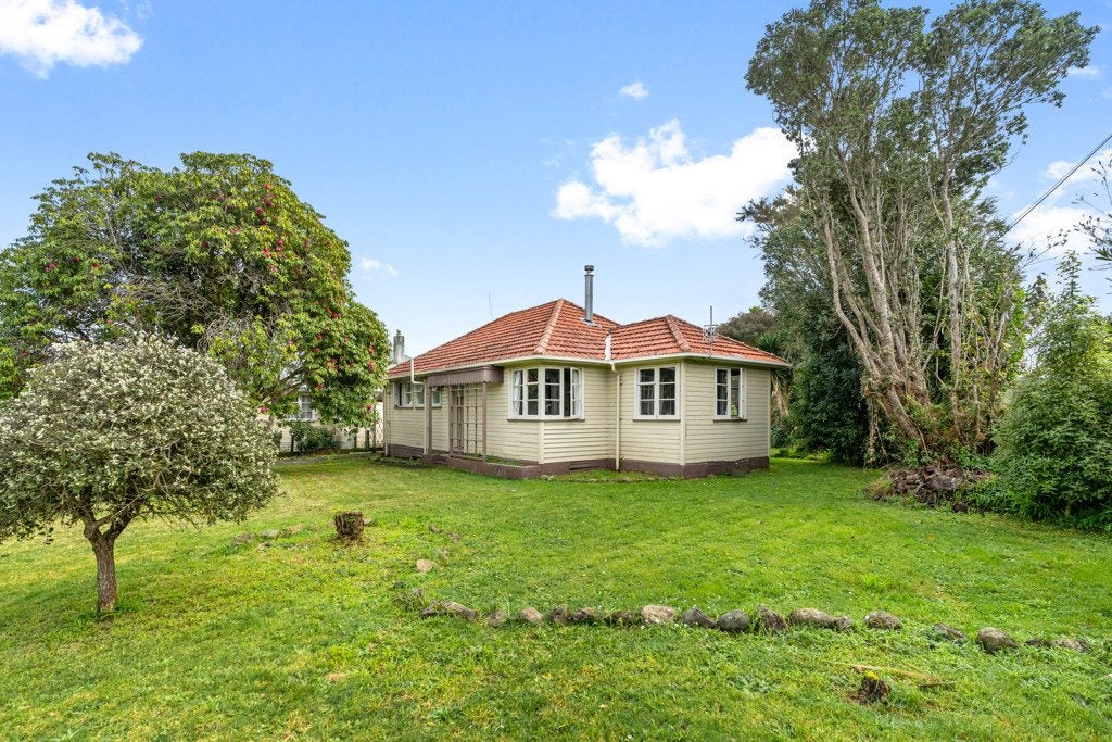 15 Mcclintock Street, Whau Valley, Whangarei - Carousel 1