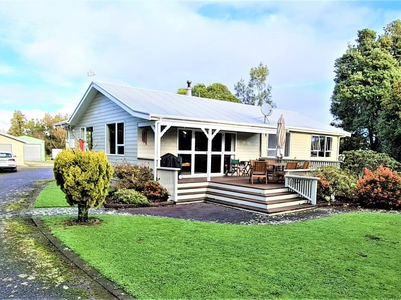 3 McIntyre Road, Carters Beach, Westport - Carousel 1