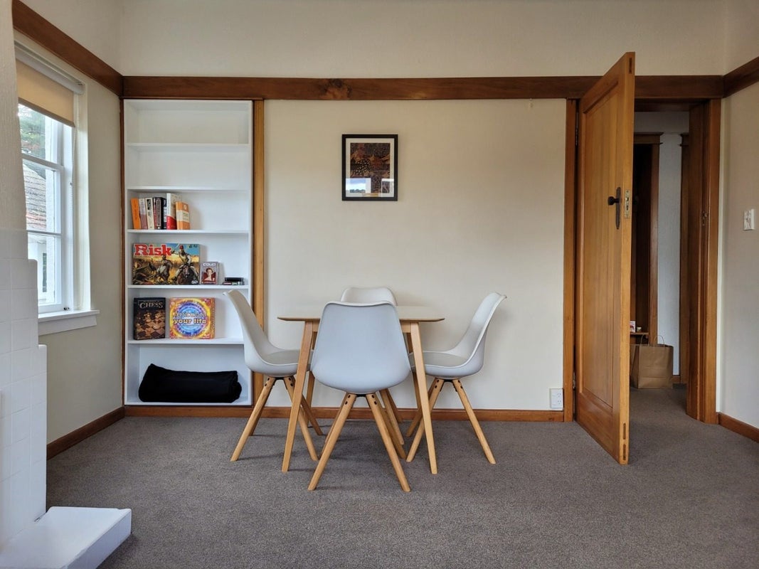 5/4 Oak Park Avenue, Te Aro, Wellington - Carousel 2