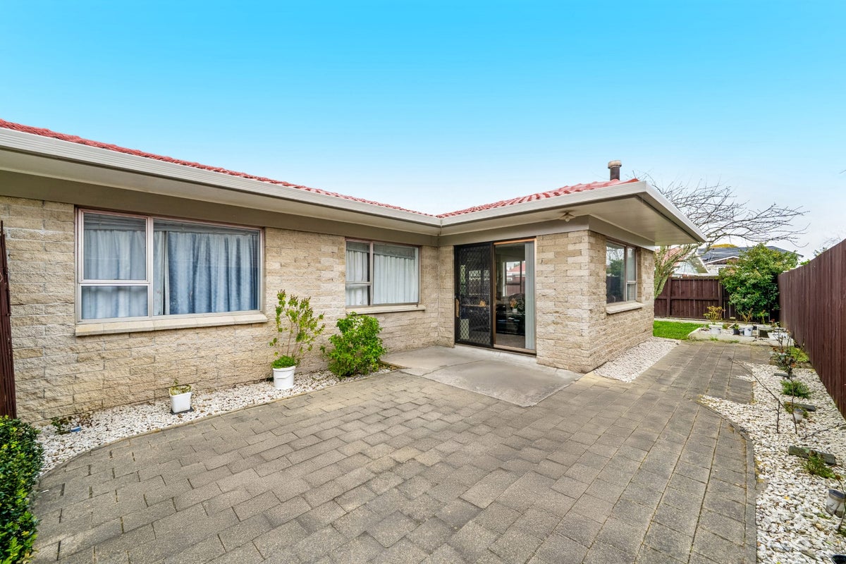 2/461 Great South Road, Opaheke, Papakura - Carousel 1