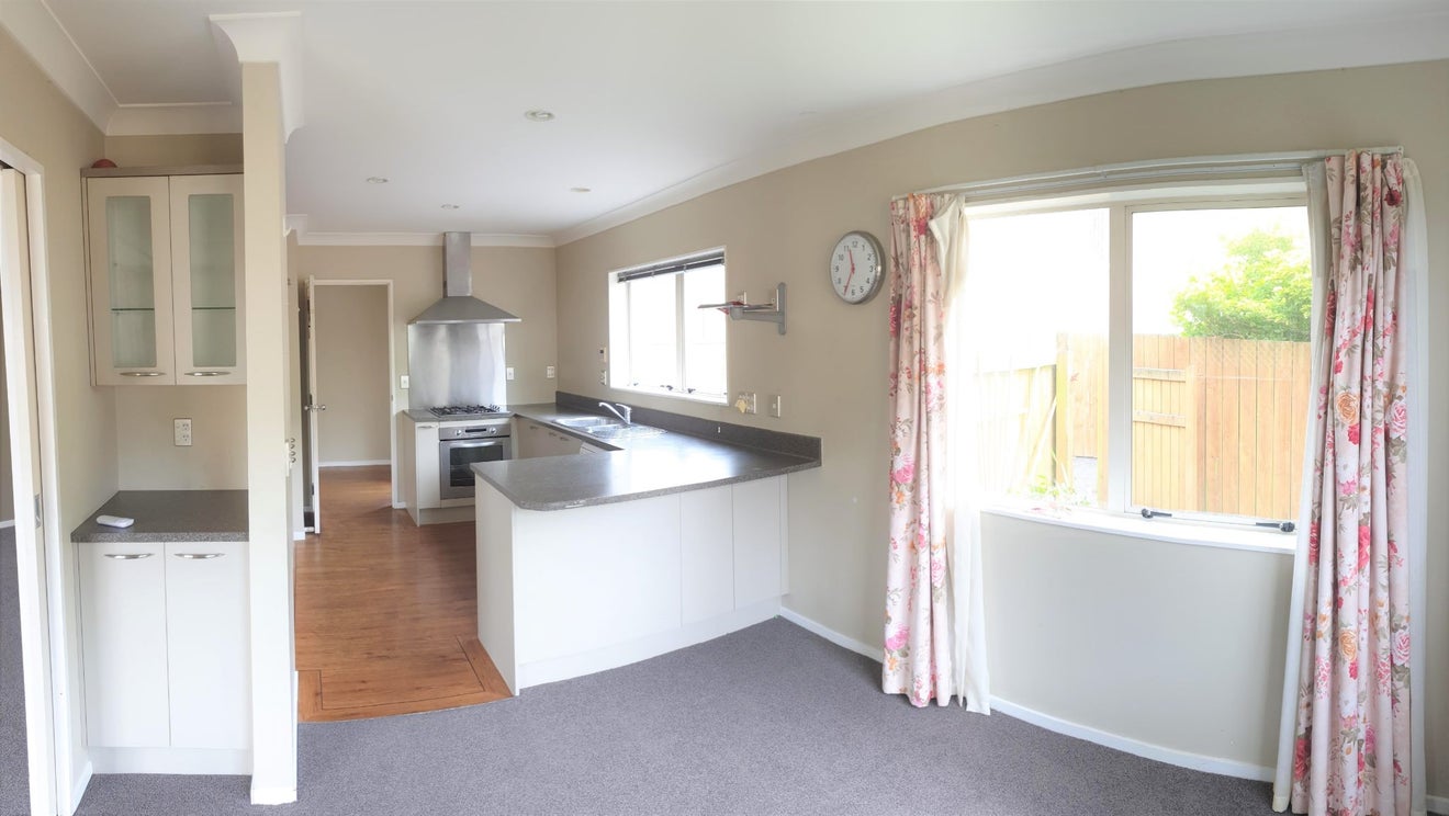 41A Erlestoke Crescent, Churton Park, Wellington - Carousel 2