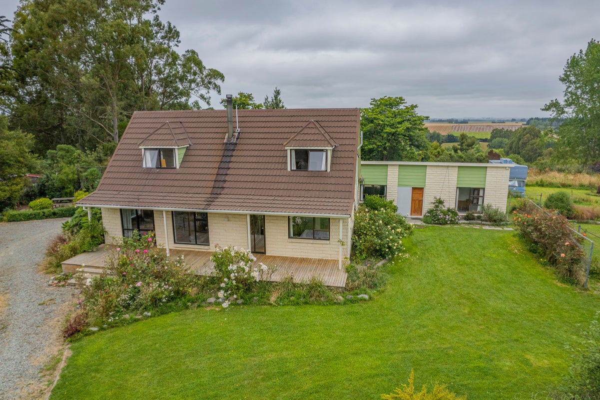 145 Adair Road, Adair - Carousel 34
