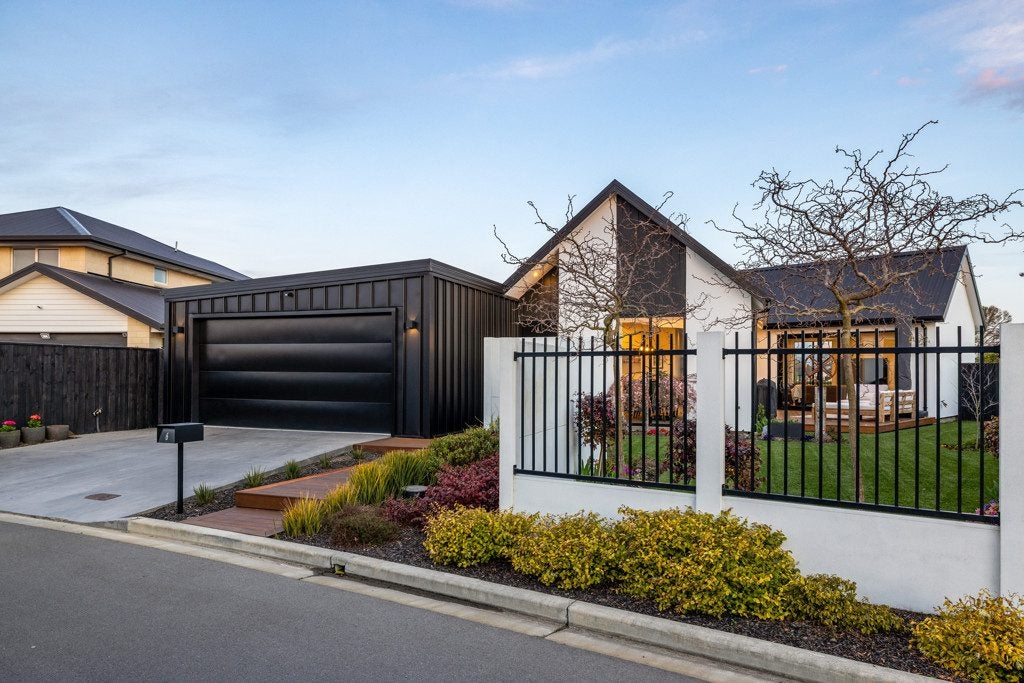 6 Seville Lane, Casebrook, Christchurch - Carousel 27