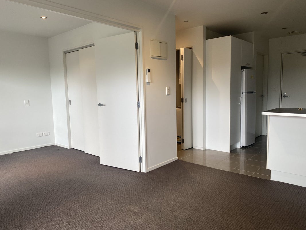 7C/60 Masons Road, Oteha, Auckland - Carousel 5