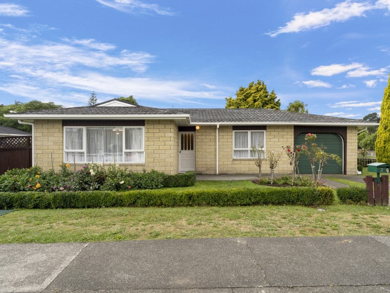 2 Princeton Road, Raumati Beach, Paraparaumu - Carousel 1