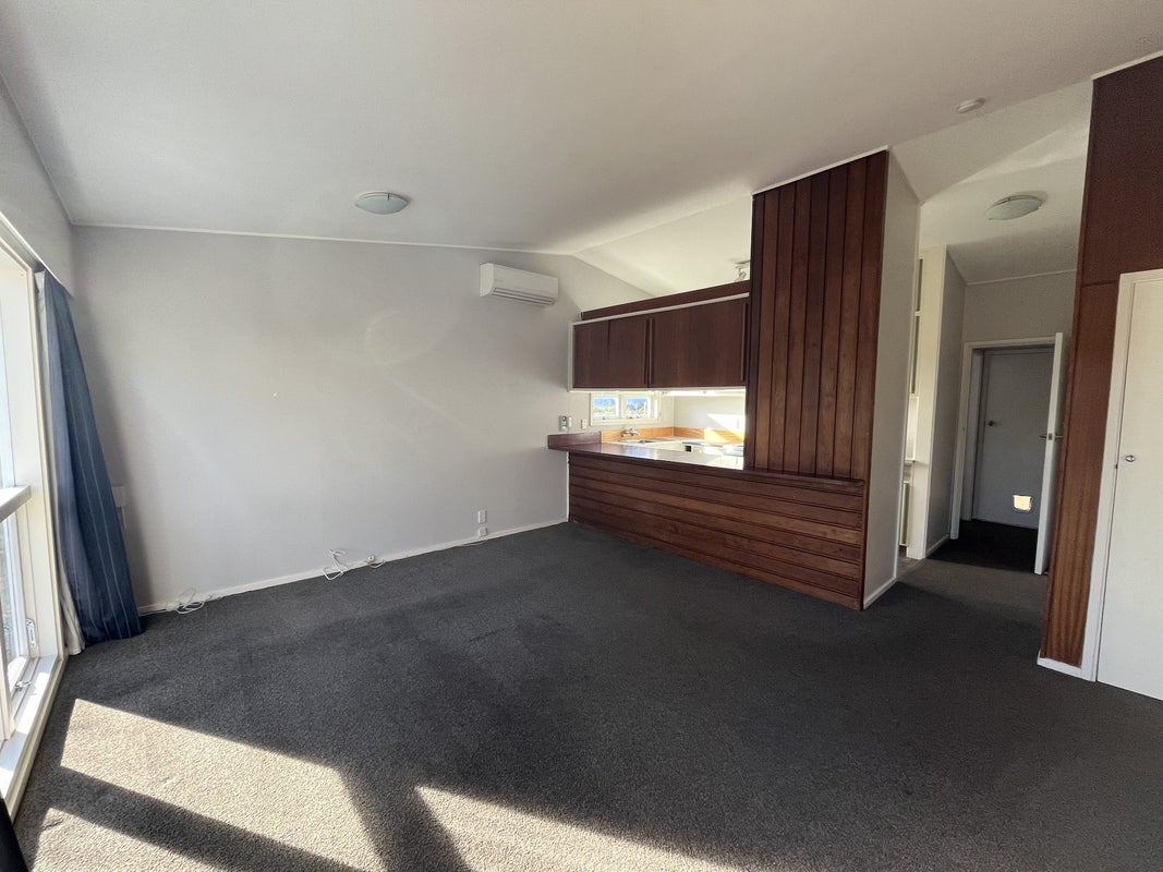 29 Maple Grove, Kingston, Wellington - Carousel 2