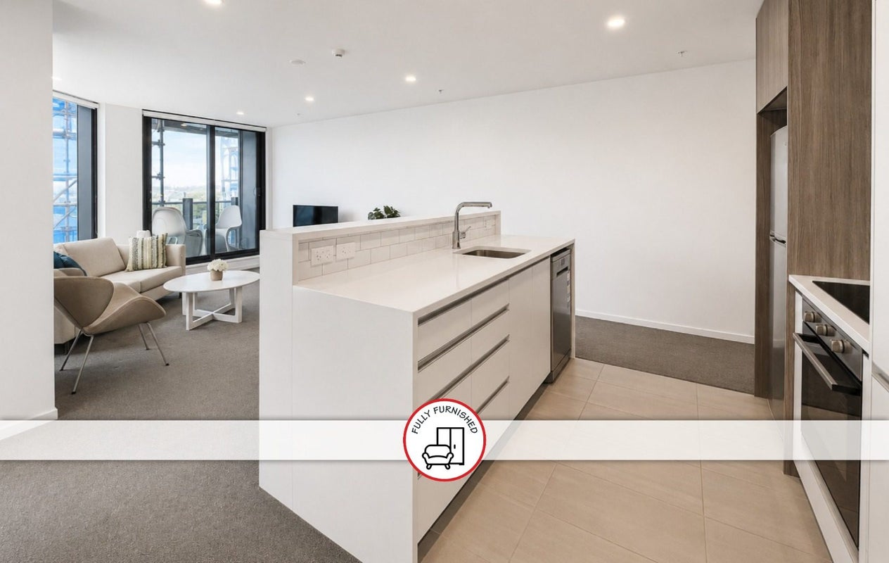 1002/18 St Martins Lane, Grafton, Auckland - Carousel 1