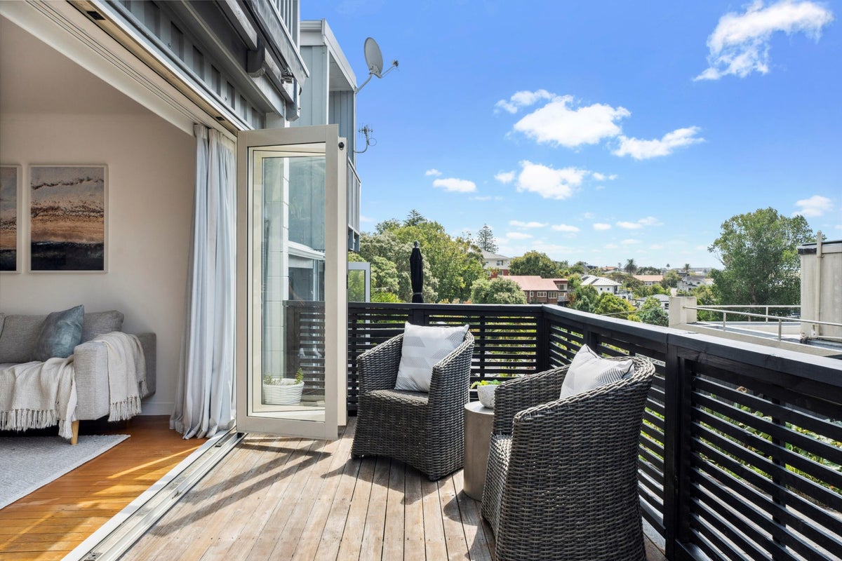 135B Kohimarama Road, Mission Bay, Auckland - Carousel 2