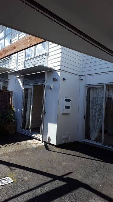 24/3 Wagener Place, Mount Albert, Auckland - Carousel 14
