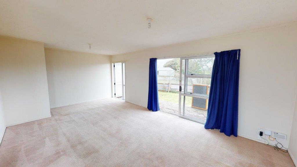 26 Andrews Place, Gonville, Whanganui - Carousel 2