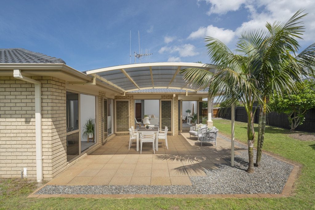 32 Santa Cruz Drive, Papamoa Beach, Papamoa - Carousel 2