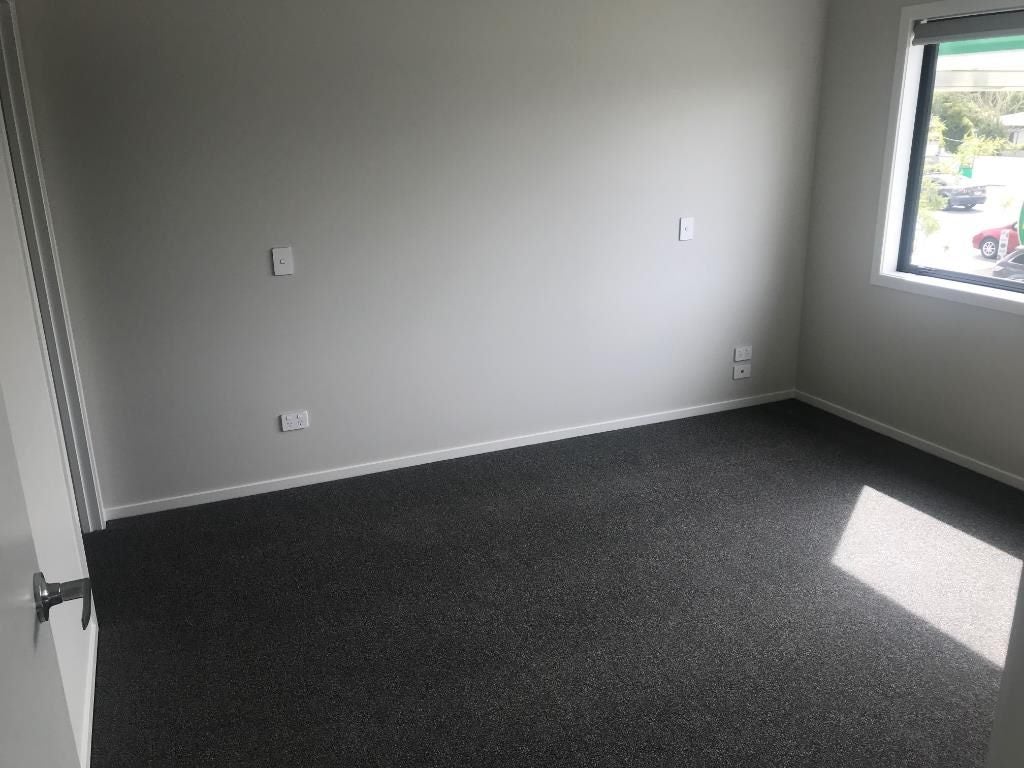 4/2 Lambert Court, Glenview, Hamilton - Carousel 10