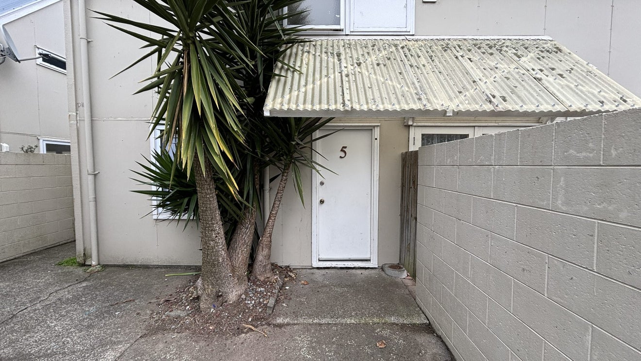 5/118 Randwick Road, MOERA, LOWER HUTT - Carousel 1