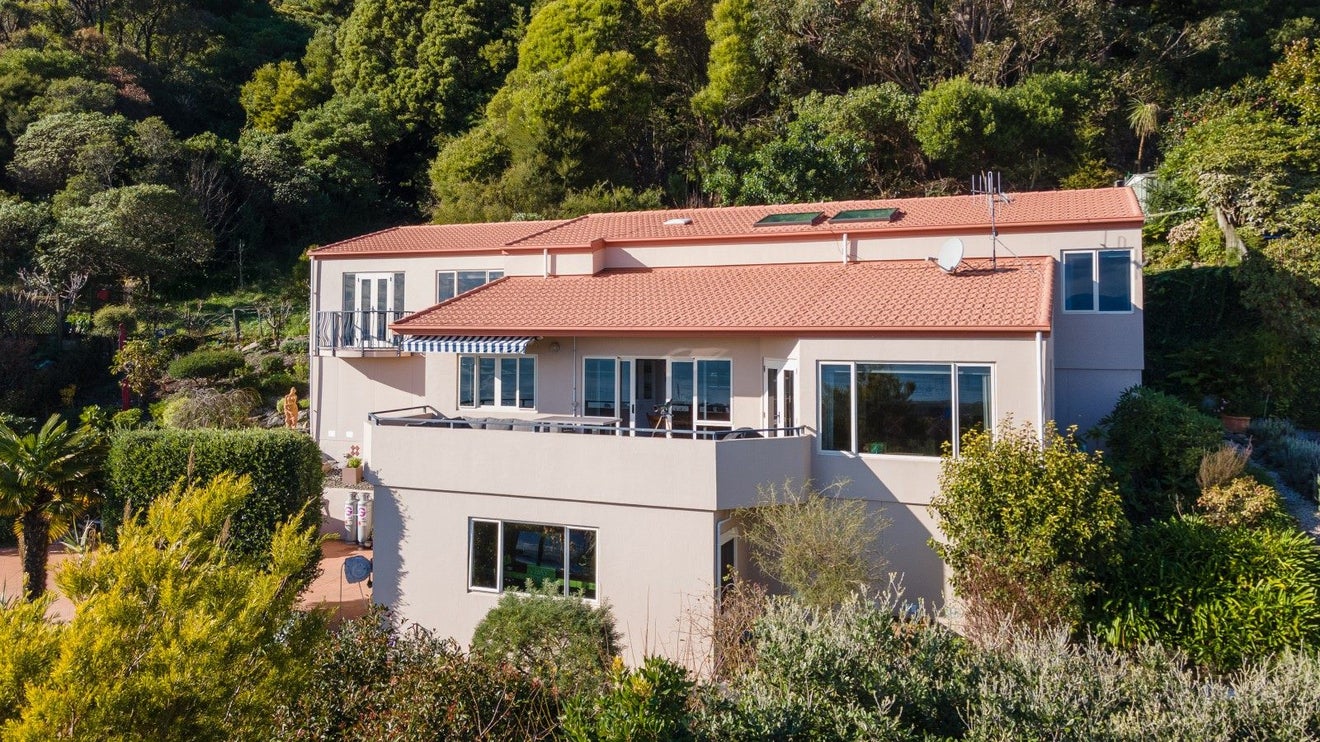 30 Orakei Street, Tahunanui, Nelson - Carousel 19