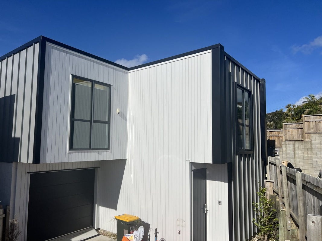 41 Waka Street, Albany Heights, Auckland - Carousel 21