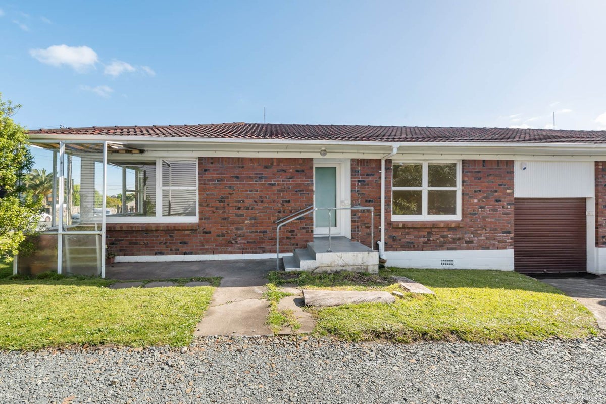 1/5 Hororata Road, Hauraki, Auckland - Carousel 2