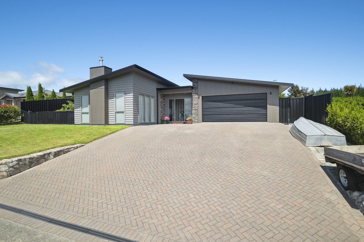 19 Moa Lane, Richmond Heights, Taupo - Carousel 1