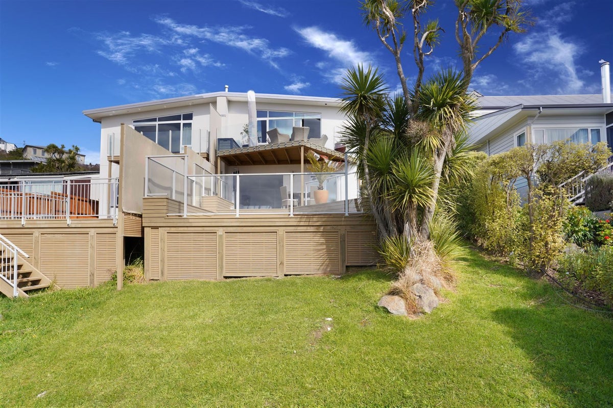 17 Muritai Terrace, Mount Pleasant, Christchurch - Carousel 1