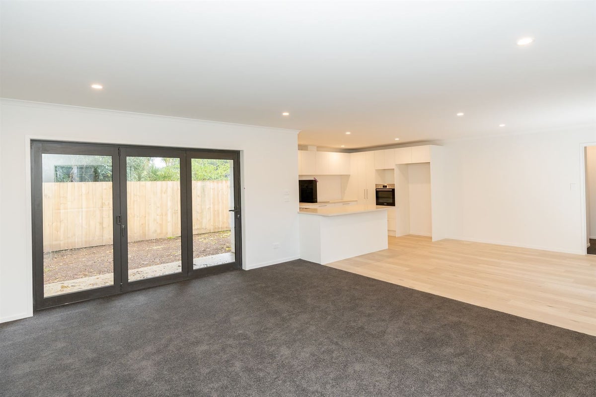 3/39 Kowhai Street, Hamilton Lake, Hamilton - Carousel 2
