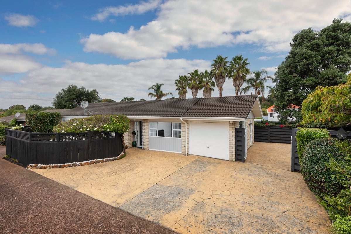 1/66 Buckley Road, Epsom, Auckland - Carousel 23