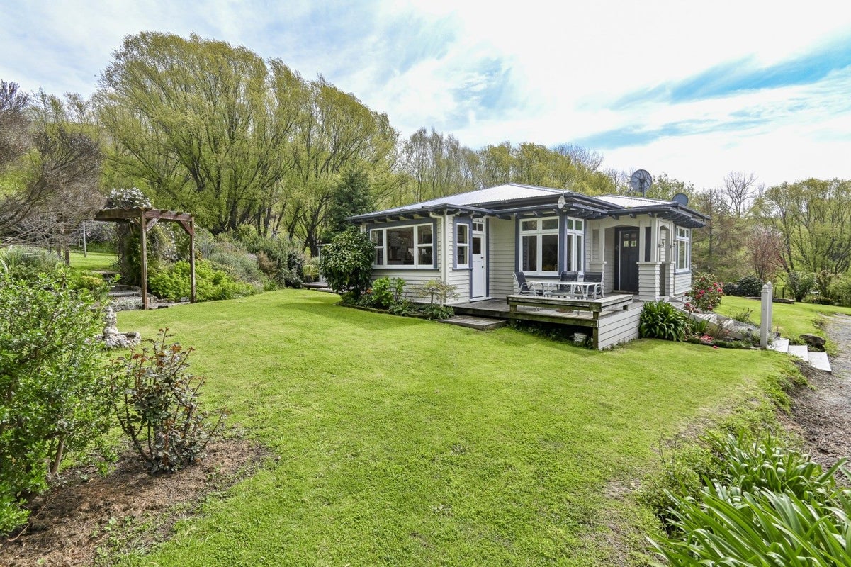 1506 Waimarama Road, Waimarama, Havelock North - Carousel 2