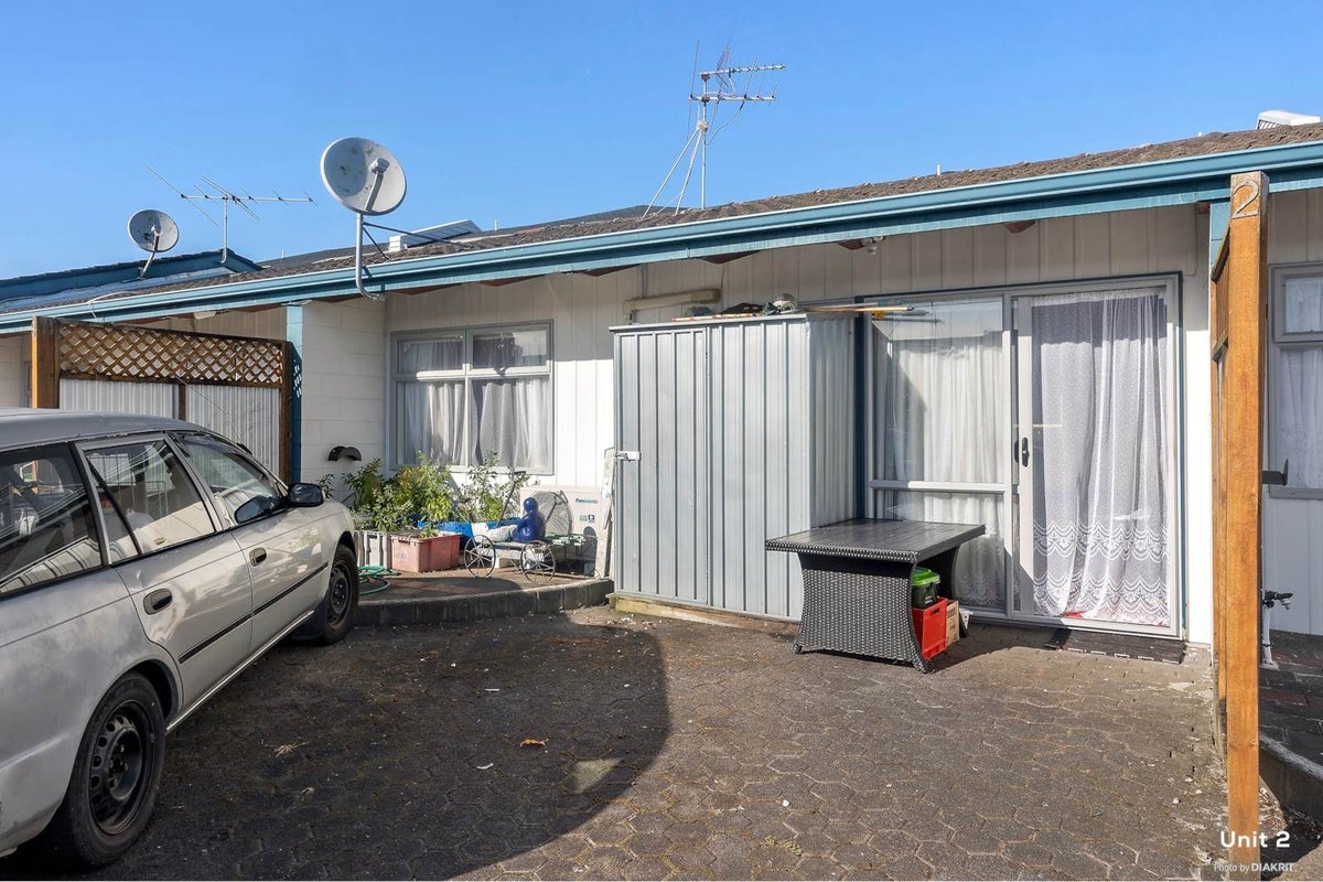 2/177 Shirley Road, Papatoetoe, Auckland - Carousel 2