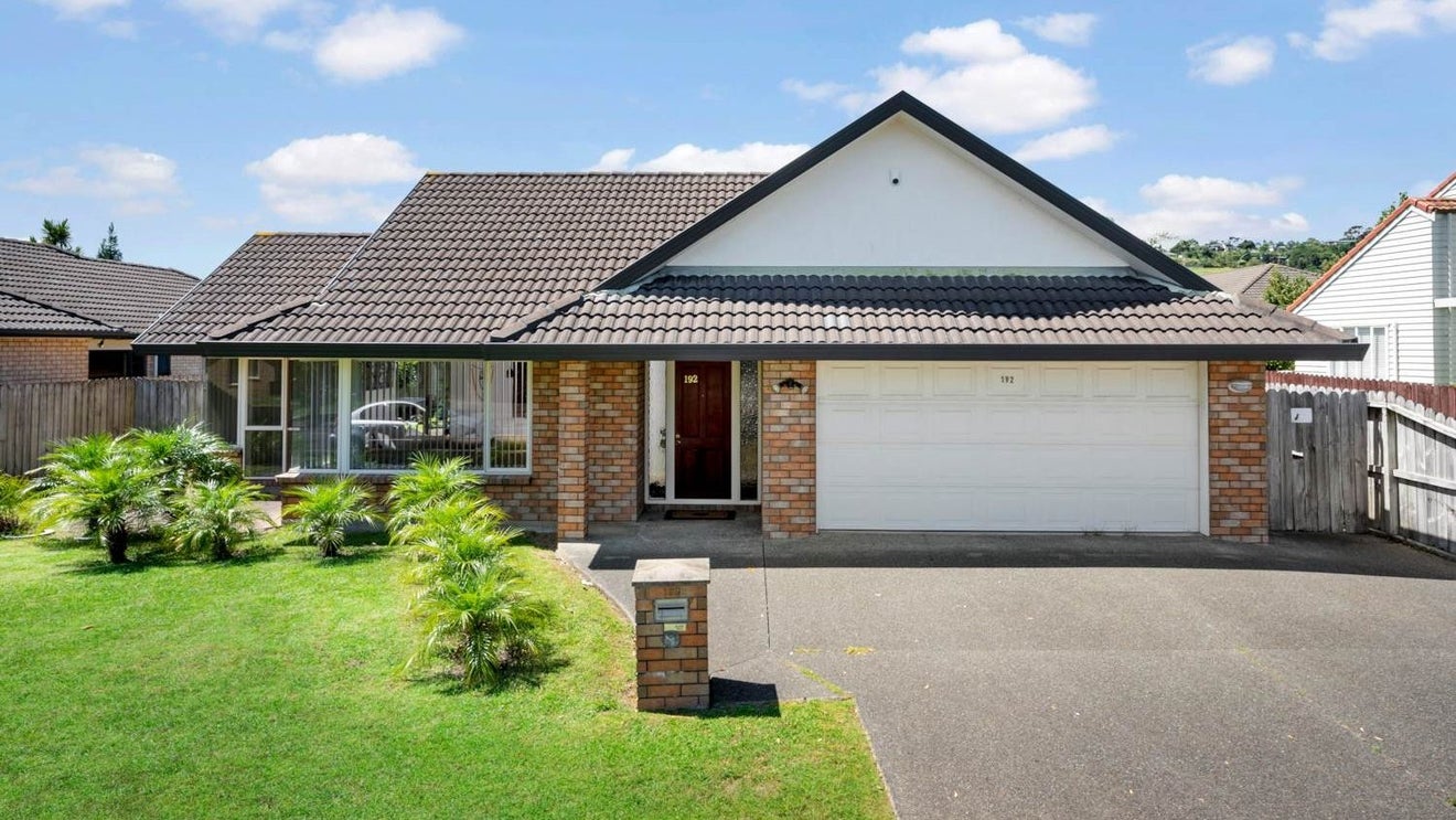 192 Kilkenny Drive, East Tamaki Heights, Auckland - Carousel 1