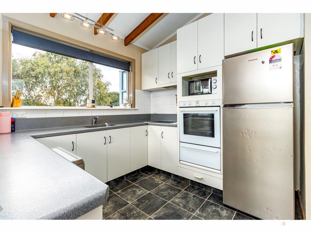 33 Grants Road, Marchwiel, Timaru - Carousel 2