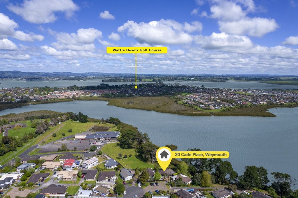 20 Cade Place, Weymouth, Auckland - Carousel 17