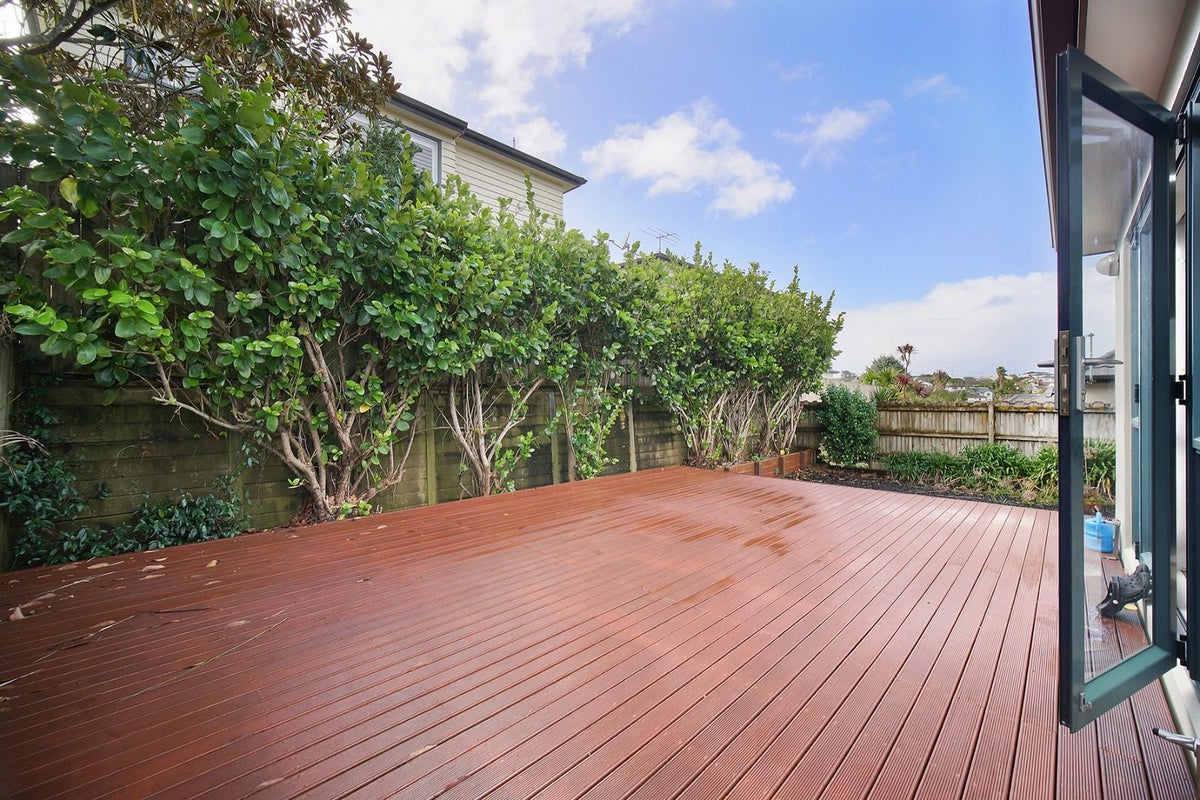 27 Sonoma Crescent, Oteha, Auckland - Carousel 15
