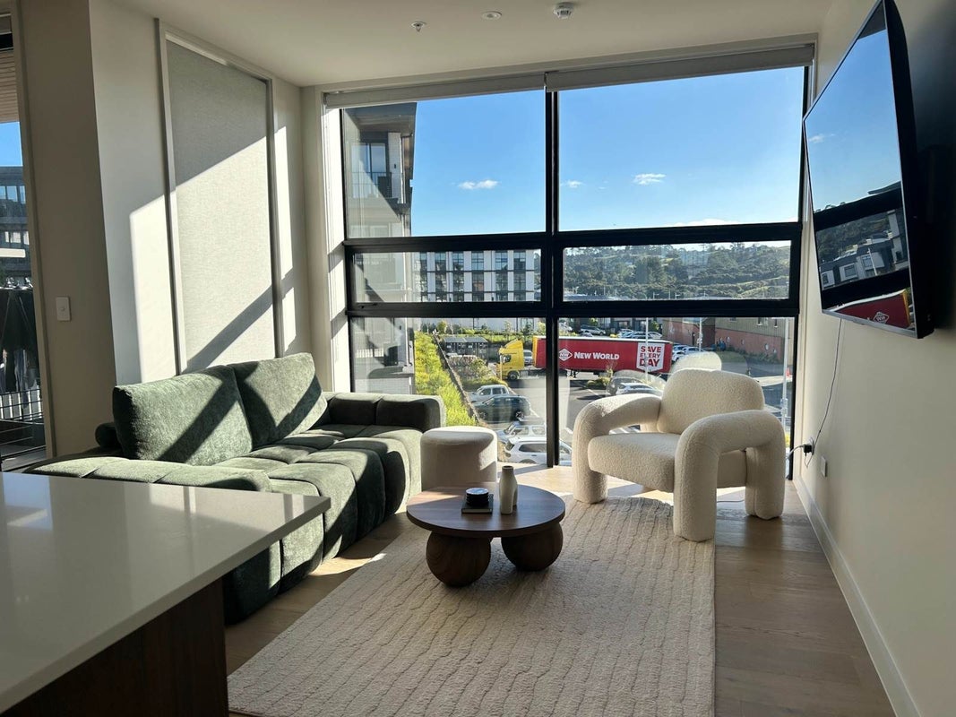 203/84C Te Oneroa Way, Long Bay, Auckland - Carousel 2