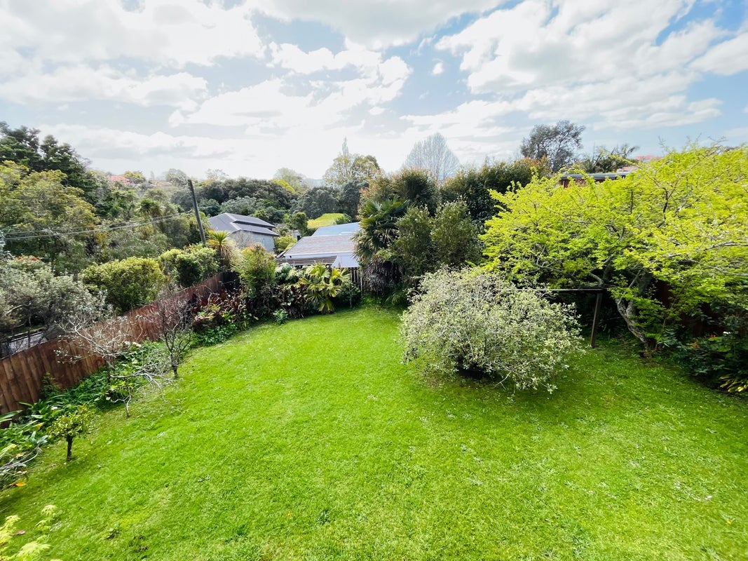 21 Bleakhouse Road, Howick, Auckland - Carousel 42