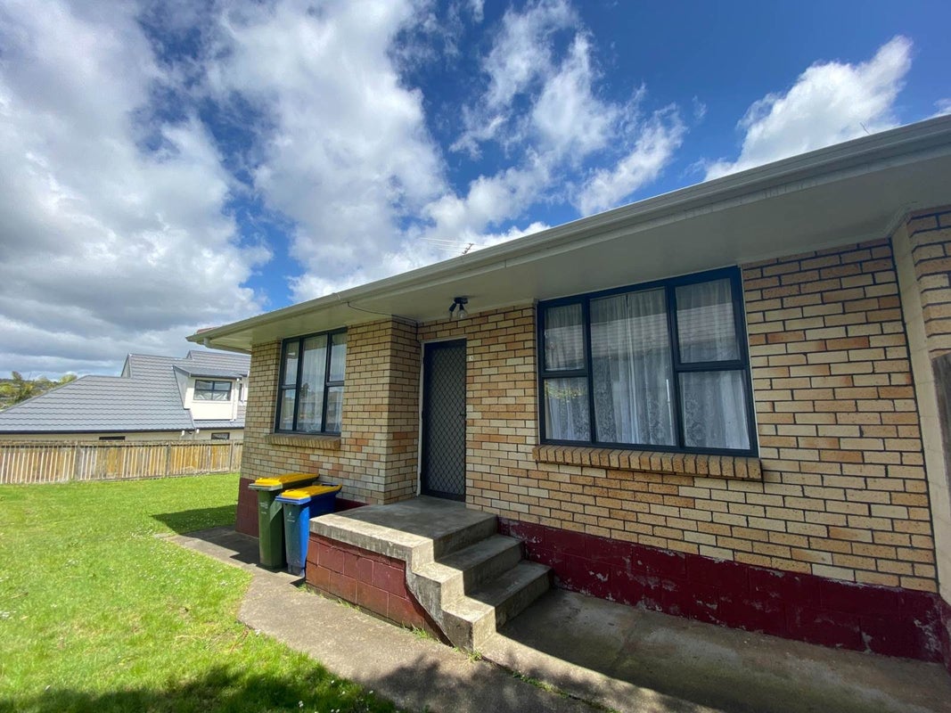 47 Willerton Avenue, New Lynn, Auckland - Carousel 1