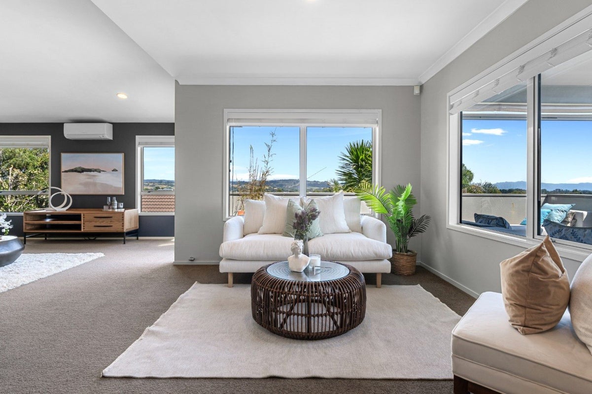 10 Ladera Mews, Bethlehem, Tauranga - Carousel 2