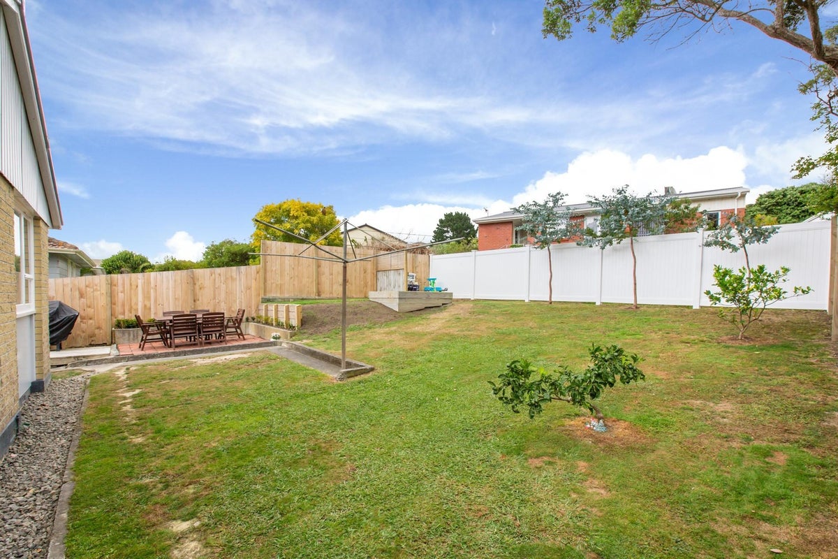 89 Rangituhi Crescent, Takapuwahia, Porirua - Carousel 15