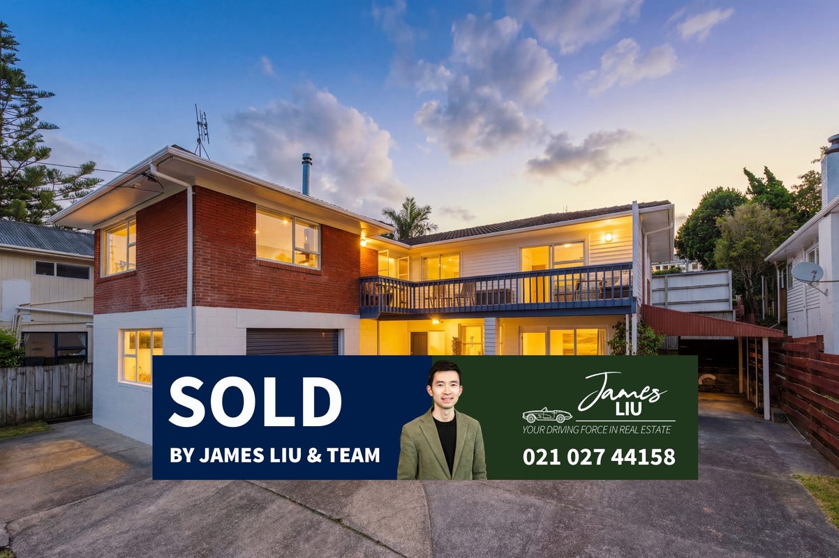 1/4 Acacia Road, Torbay, Auckland - Carousel 1