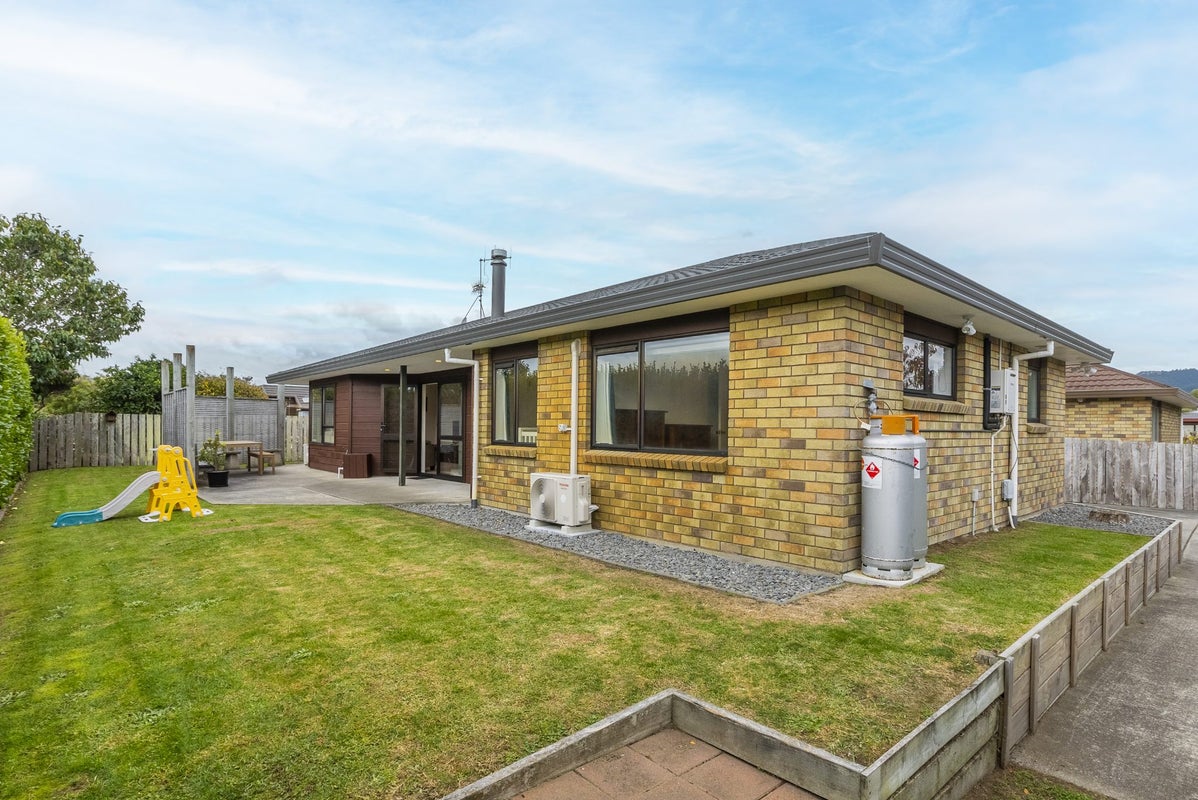 75A Cedar Drive, Paraparaumu Beach, Paraparaumu - Carousel 2