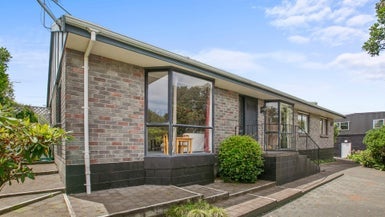 1/15 Ronald Street, Strandon, New Plymouth - Carousel 1