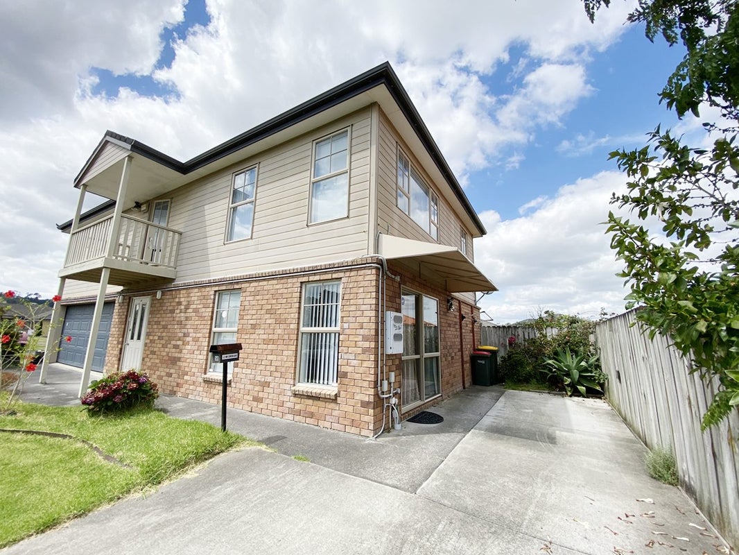 5 Srah Place, East Tamaki, Auckland - Carousel 1