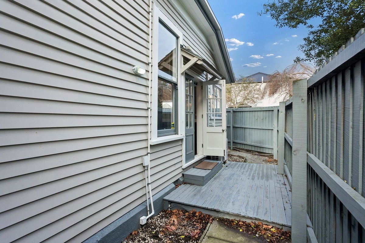 3/24 Buffon Street, Waltham, Christchurch - Carousel 11
