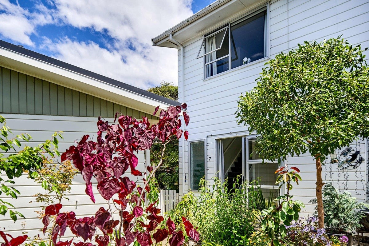 7/1 School Road, Plimmerton, Porirua - Carousel 1