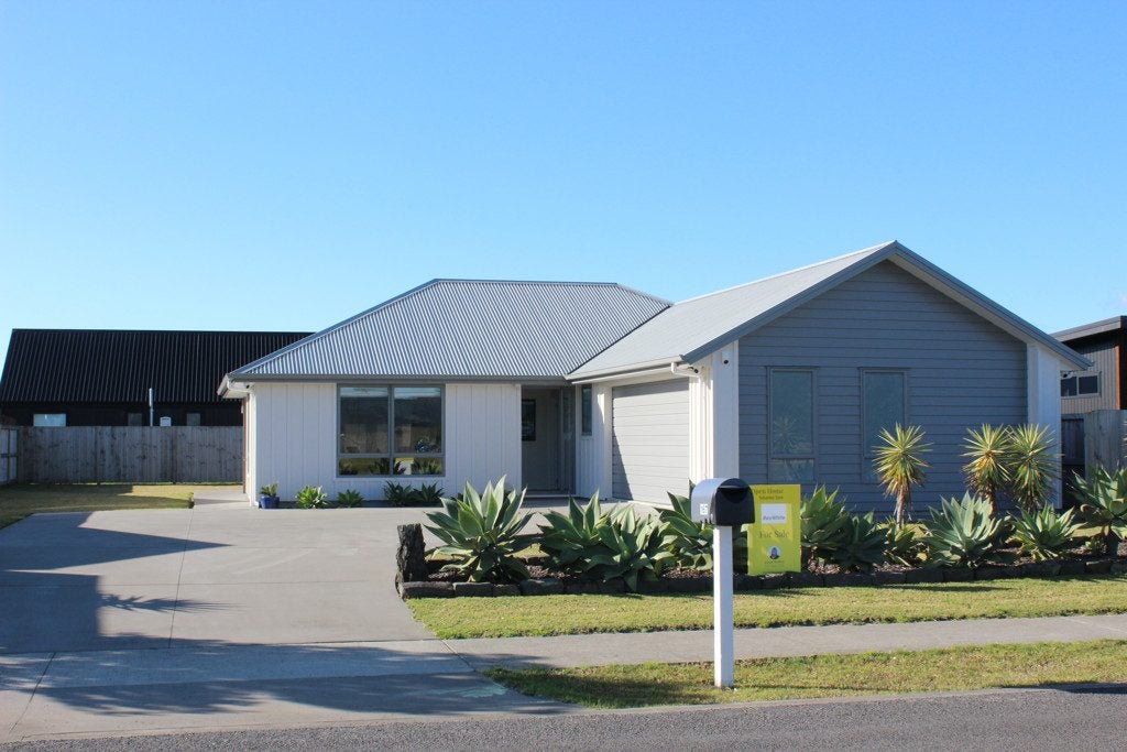 167 Harbour Drive, Matarangi, Whitianga - Carousel 1