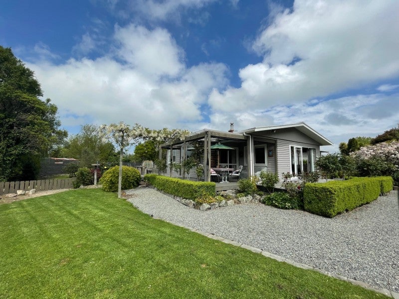 196 Downs Road, Geraldine Downs - Carousel 1
