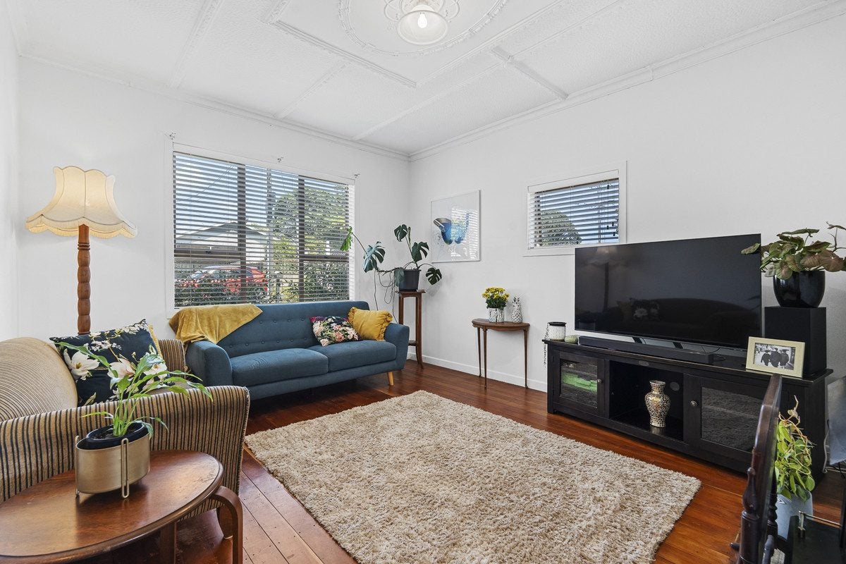141 Lemon Street, Strandon, New Plymouth - Carousel 2
