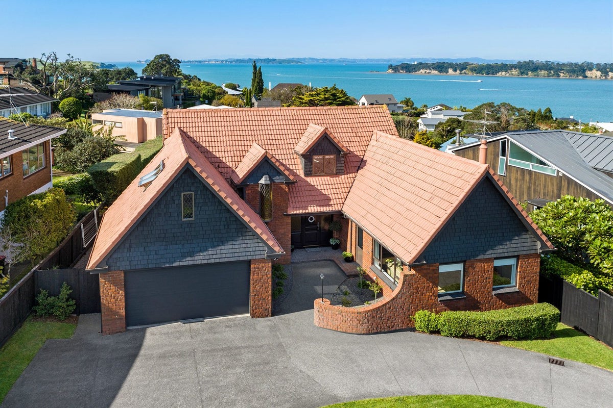 497 Riddell Road, Glendowie, Auckland - Carousel 1