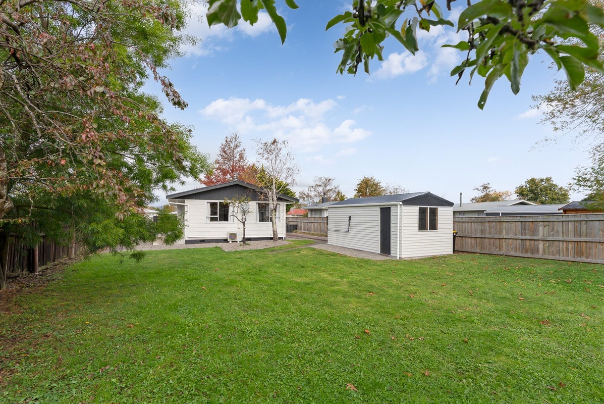 21 Kippenberger Street, Lansdowne, Masterton - Carousel 2