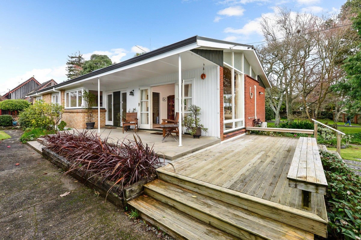 15 Arran Road, Chartwell, Hamilton - Carousel 2