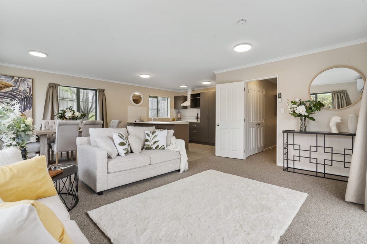 52A Candia Road, Swanson, Auckland - Carousel 2