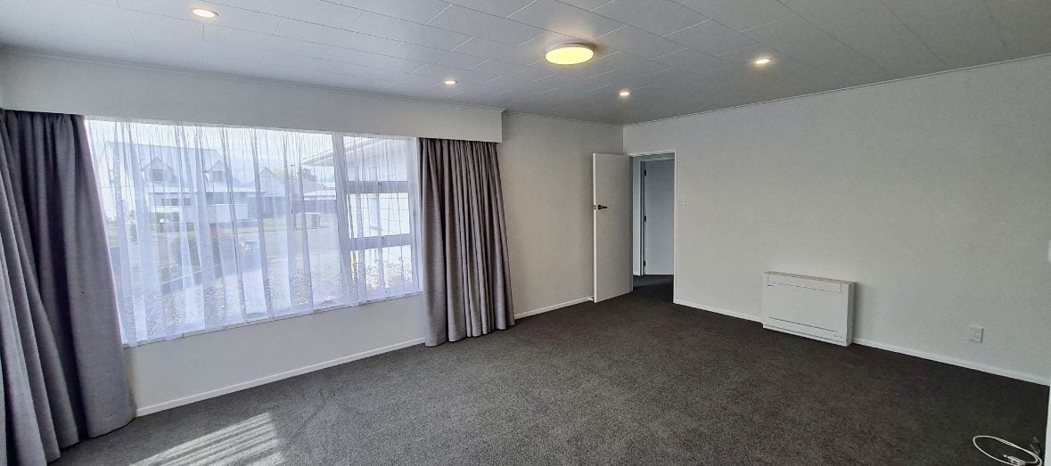 3 Bruce Place, Highbury, Palmerston North - Carousel 2